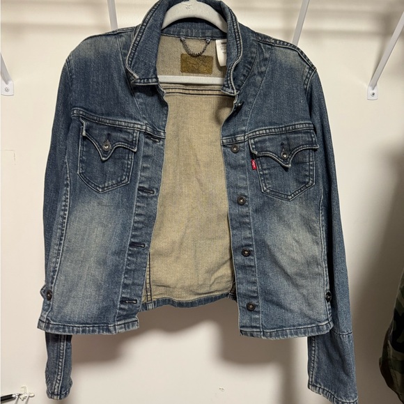 Levi's Jean Jacket - Picture 5 of 6